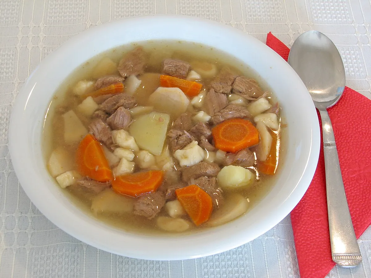 토마토 소고기 굴라쉬